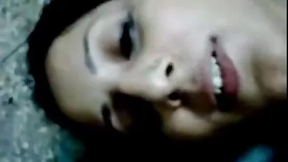 آلینا نشان می دهد دانلود فیلم سکسی خارجی شهوانی با یک موز